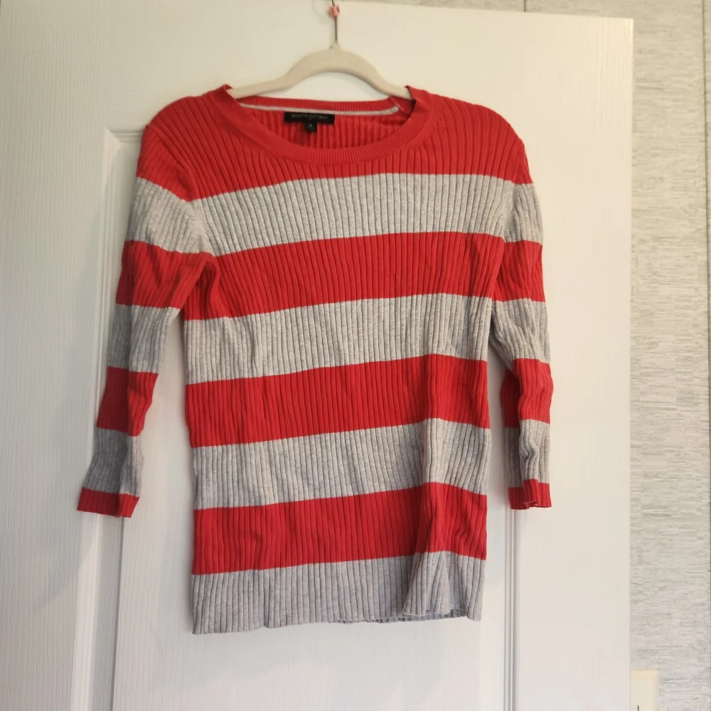 Banana Republic Pink Ribbed Sweater
